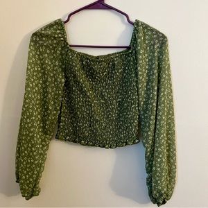 Windsor green rouch 3/4 sleeve crop top